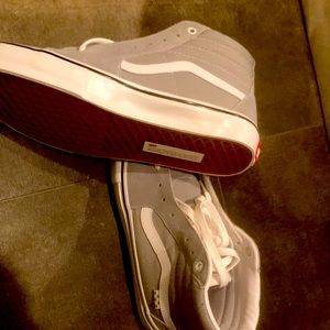 2 pairs of grey new shoes